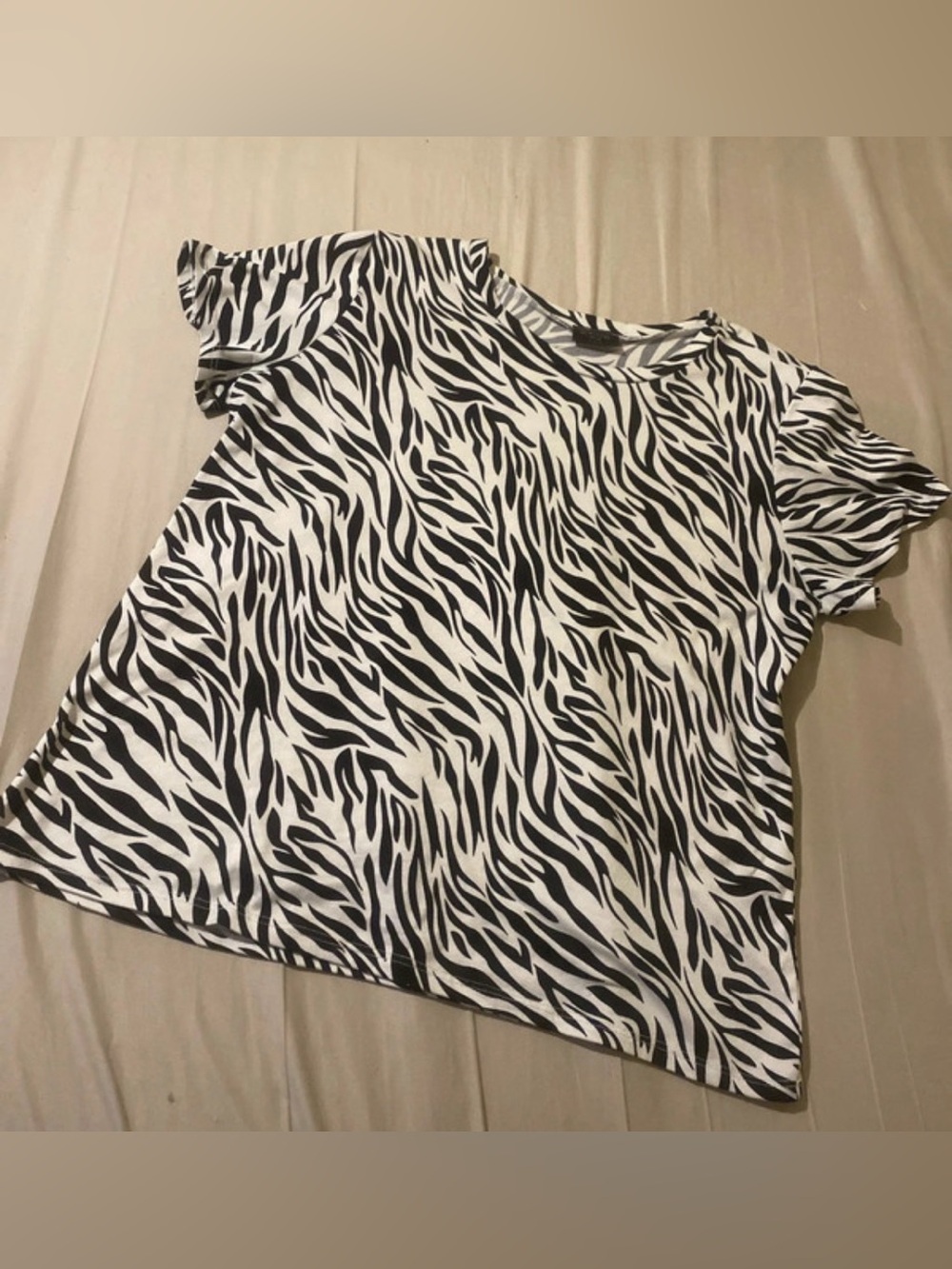 Women’s Black & White Zebra Print Short Sleeve Top 1x EUC
